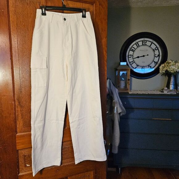 NWT Commense White Denim Wide-Leg Cargo Pants | Size Small | Chic & Versatile - Picture 1 of 8